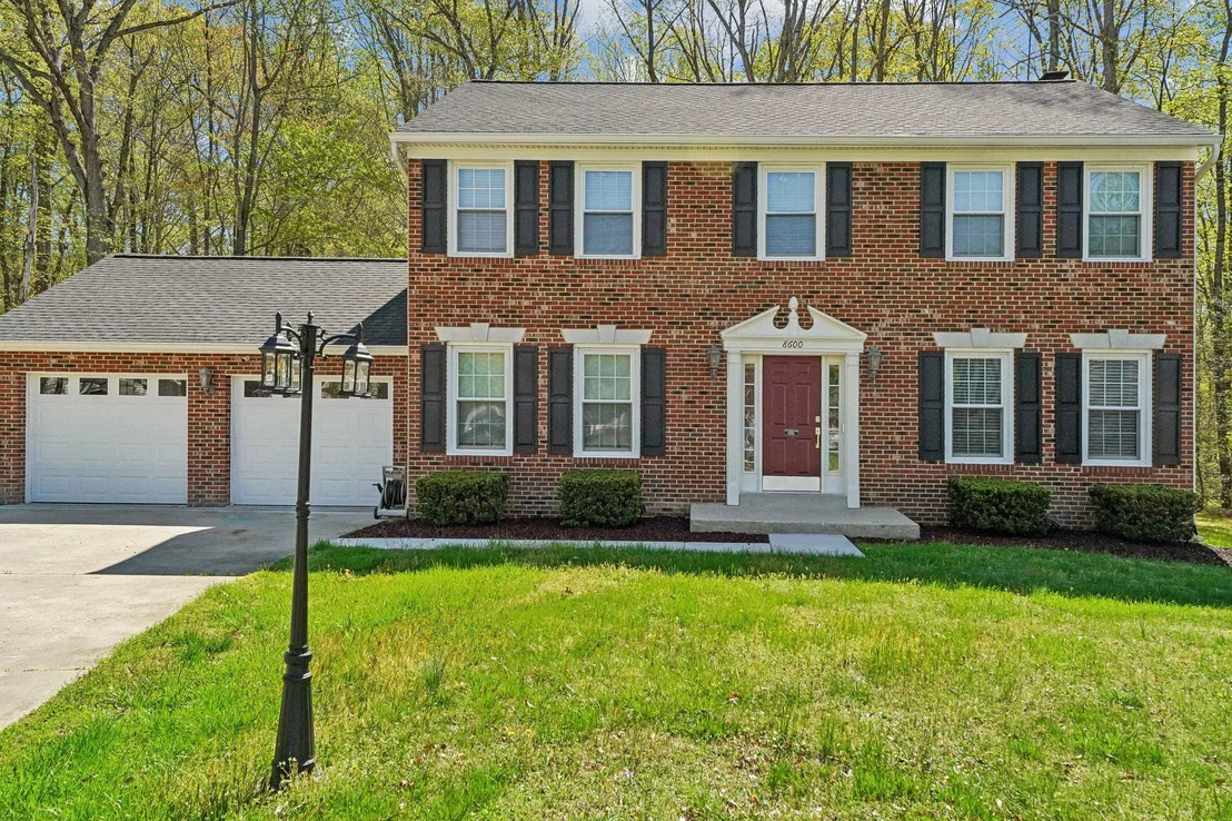 Photo of 8600 VALLEY DR