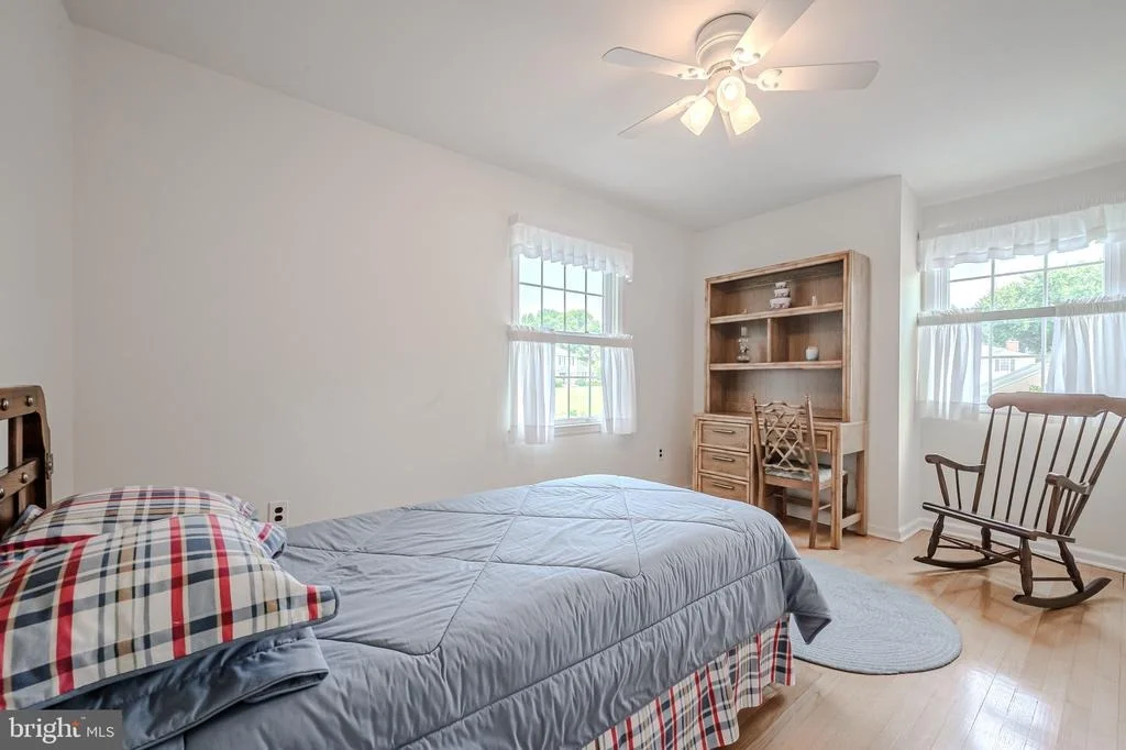 Photo of 49 TENBY CHASE DRIVE