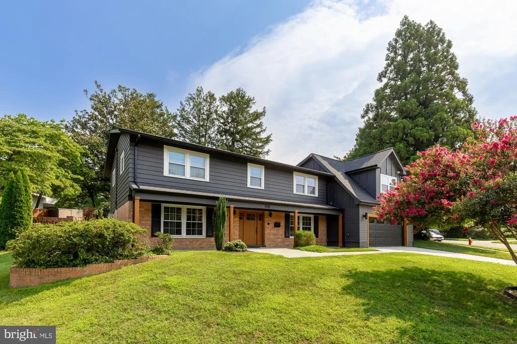Photo of 5010 KING RICHARD DRIVE