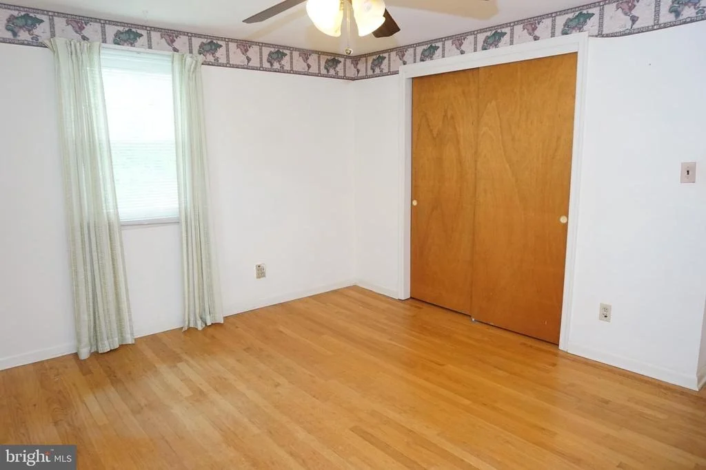 Photo of 1304 CHEZ COURT