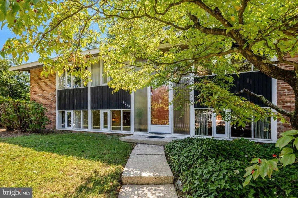 Photo of 6655 CHILTON COURT