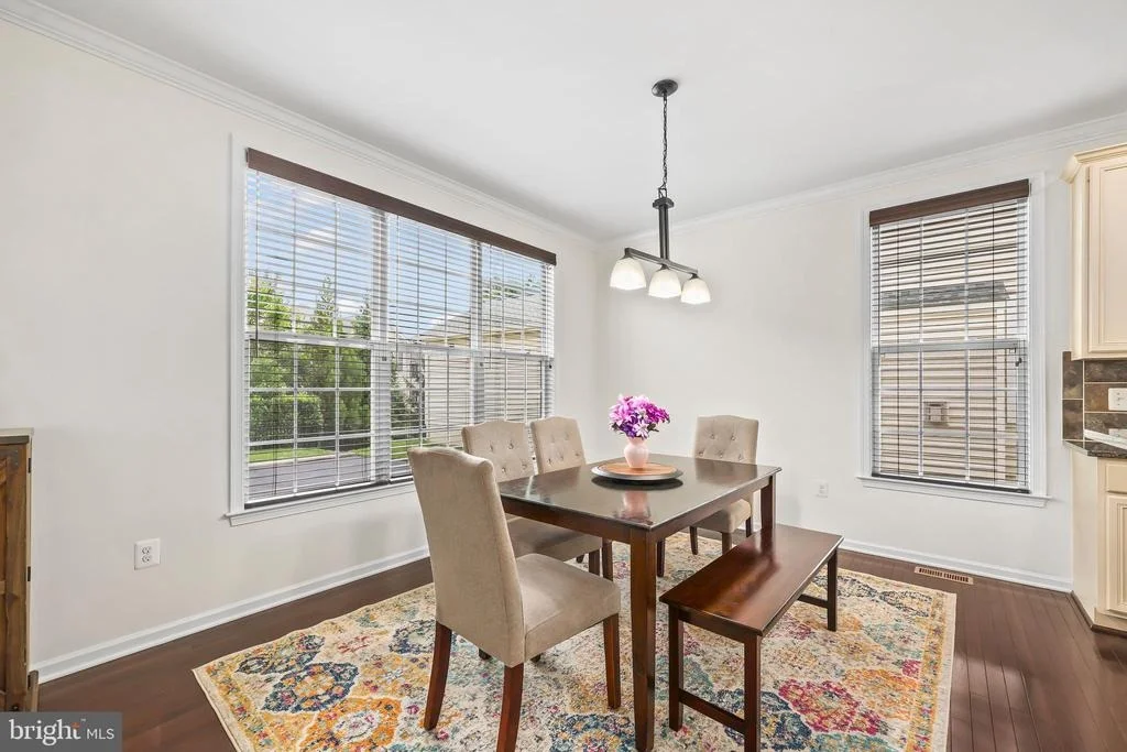 Photo of 43245 BARNSTEAD DRIVE