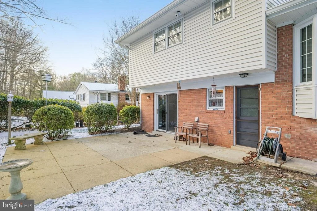 Photo of 4825 KINGSTON DRIVE