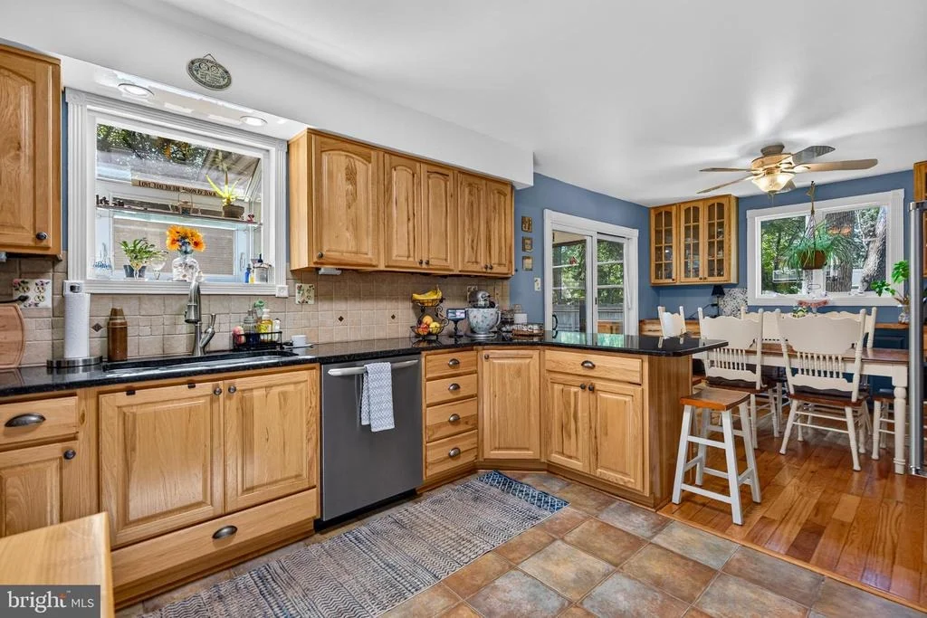 Photo of 367 HOLLY ROAD