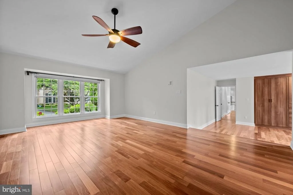 Photo of 10215 MARTINHOE DRIVE
