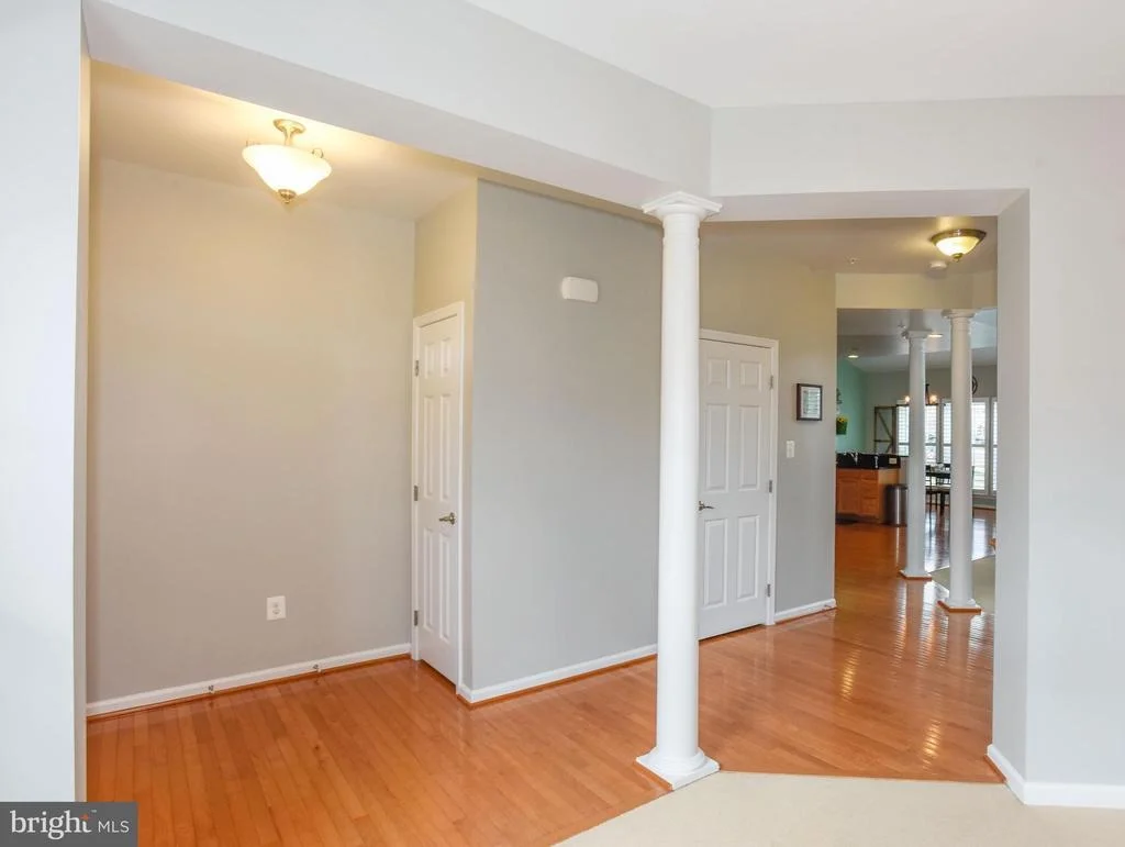 Photo of 9106 SEWARD STREET