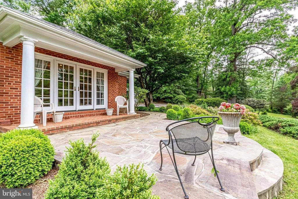 Photo of 1343 SCOTTS RUN ROAD