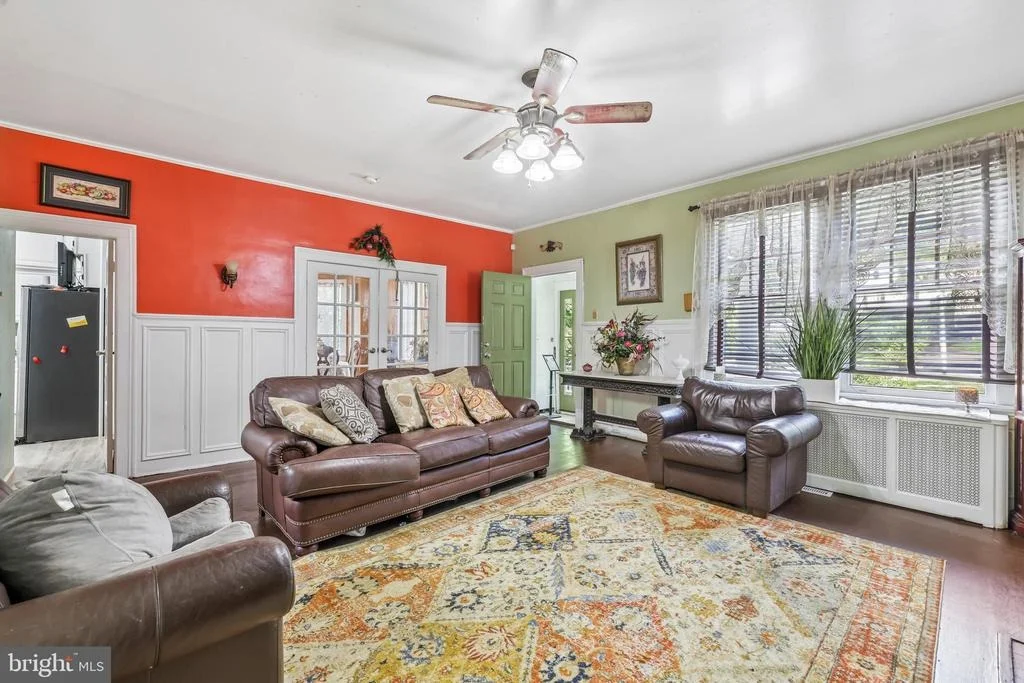 Photo of 2616 TALBOT ROAD