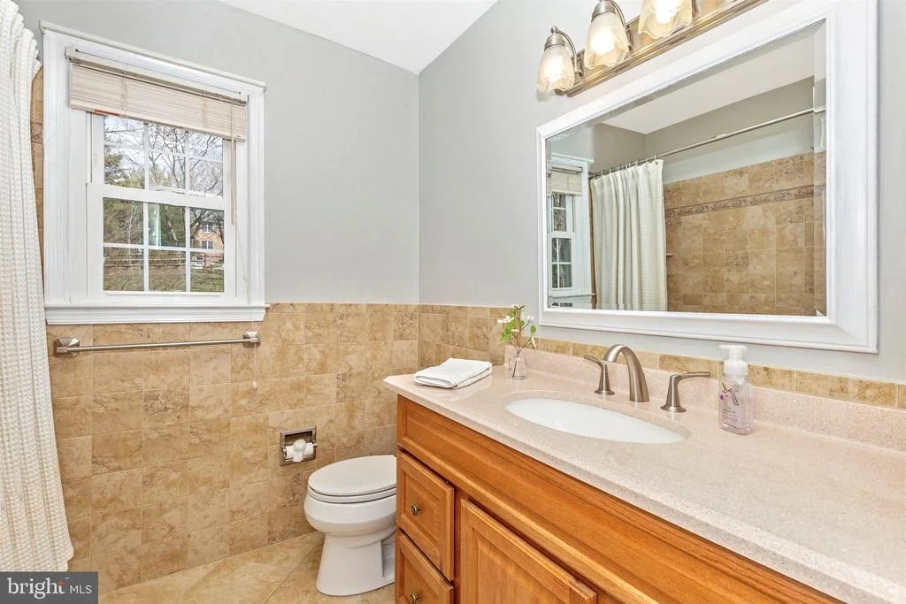 Photo of 10940 MIDDLEBORO DRIVE