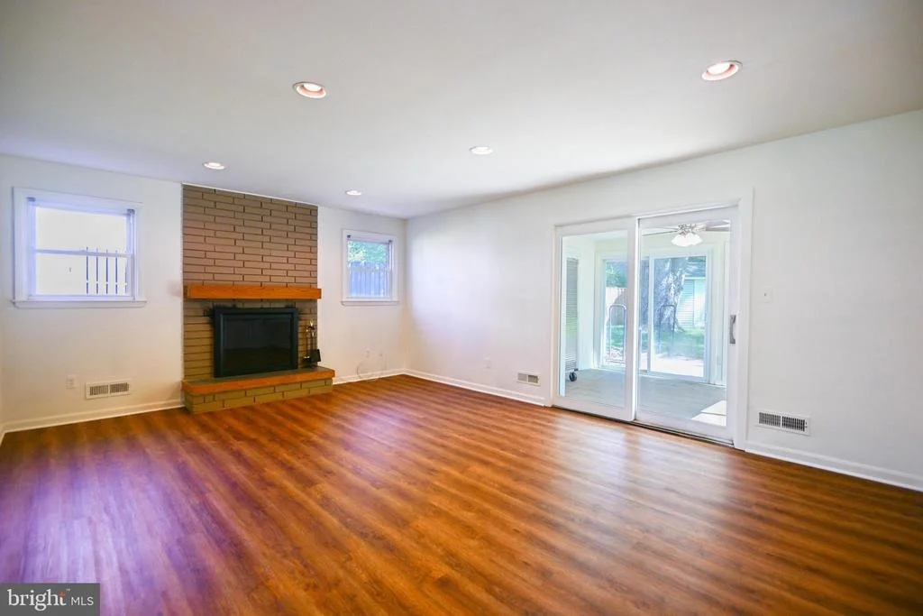 Photo of 916 BEAVERBANK CIRCLE