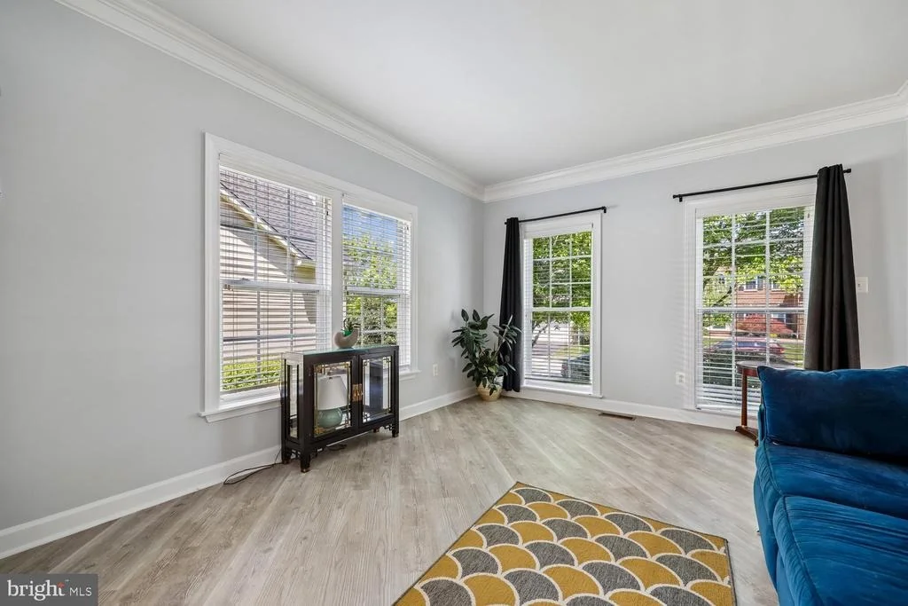 Photo of 503 GLENBROOK DRIVE