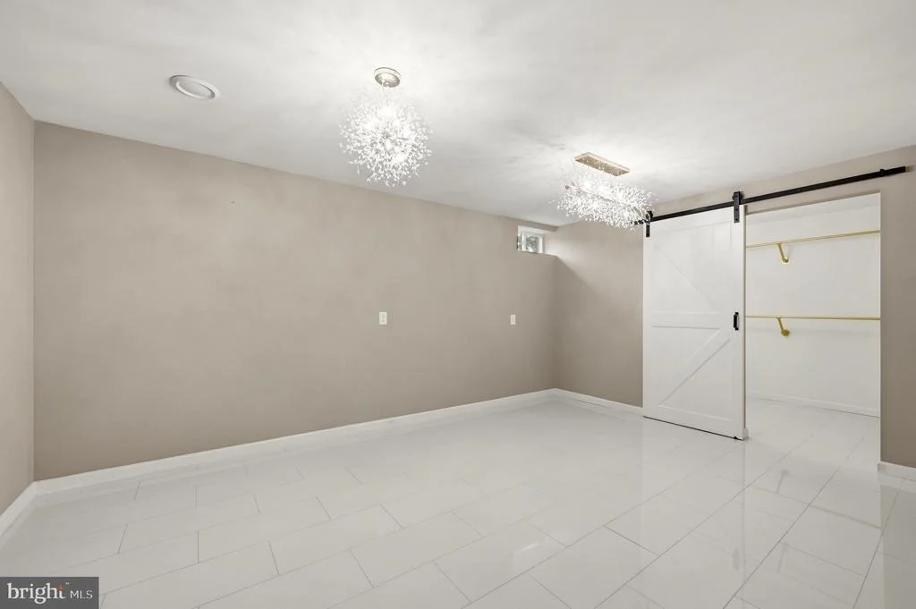 Photo of 210 WOODS DRIVE