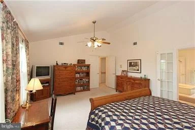 Photo of 15525 QUAIL RUN DRIVE
