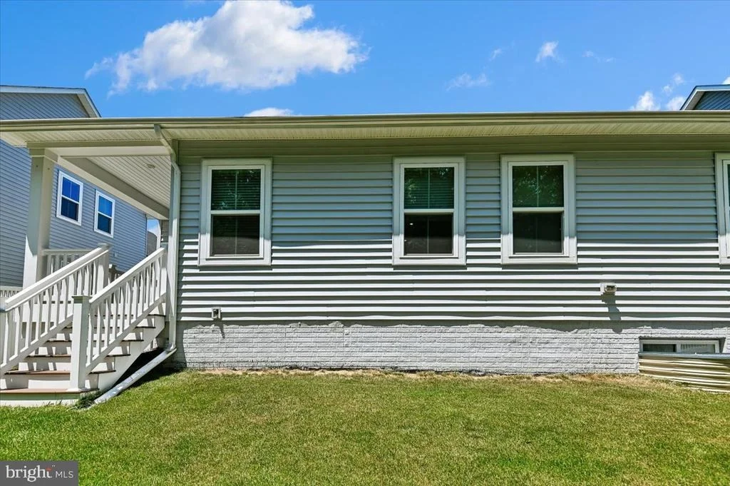 Photo of 2152 NOTTOWAY DRIVE