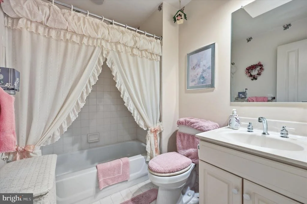 Photo of 2429 BEAR DEN ROAD