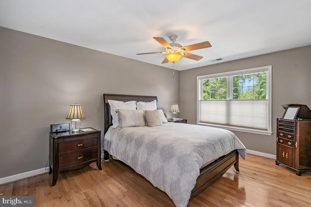 Photo of 305 GENESIS WAY