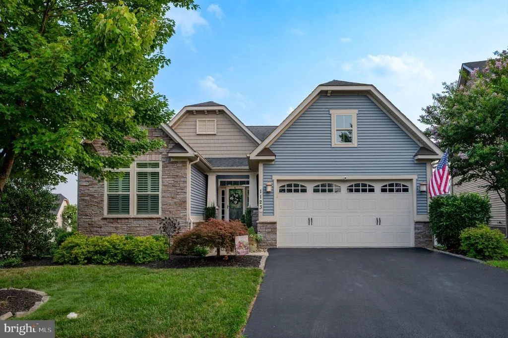 Photo of 1123 LONG FARM CIRCLE