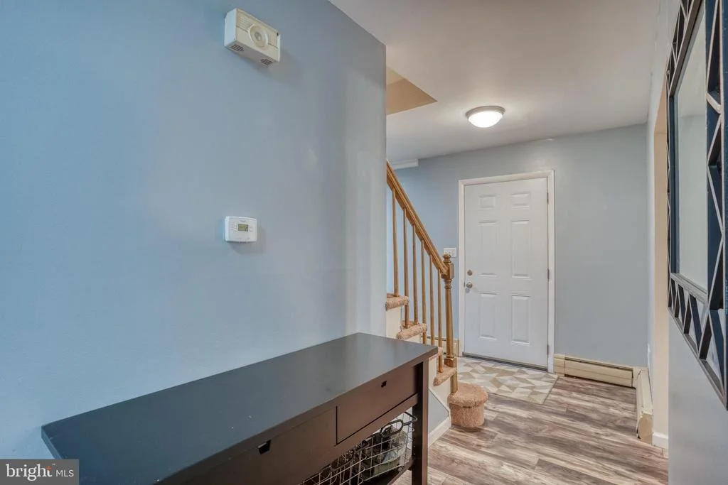 Photo of 103 S FAIRFIELD DRIVE