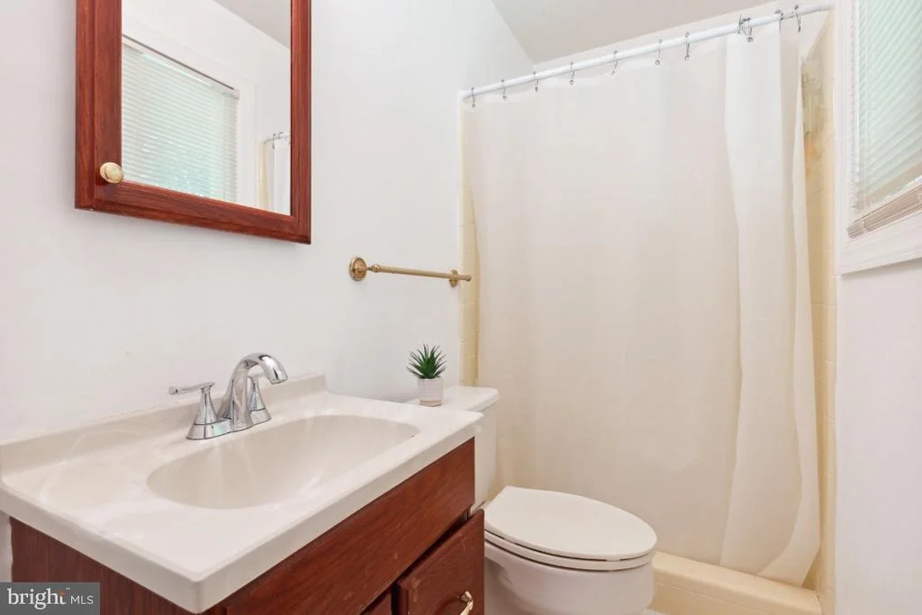 Photo of 6010 NASSAU DRIVE