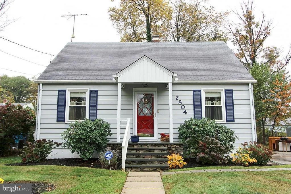Photo of 2804 NEWTON STREET