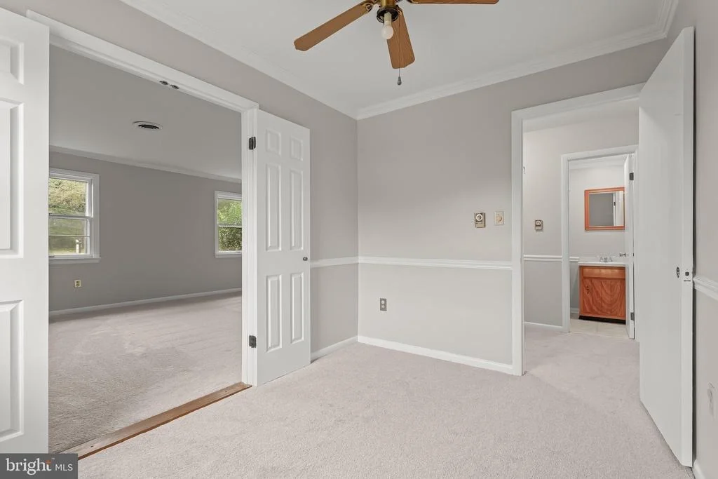 Photo of 6903 GREENVALE COURT