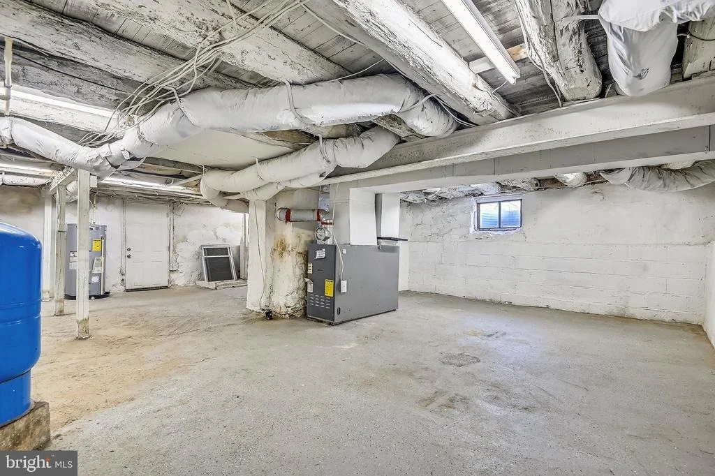 Photo of 2300 FAIRMOUNT ROAD