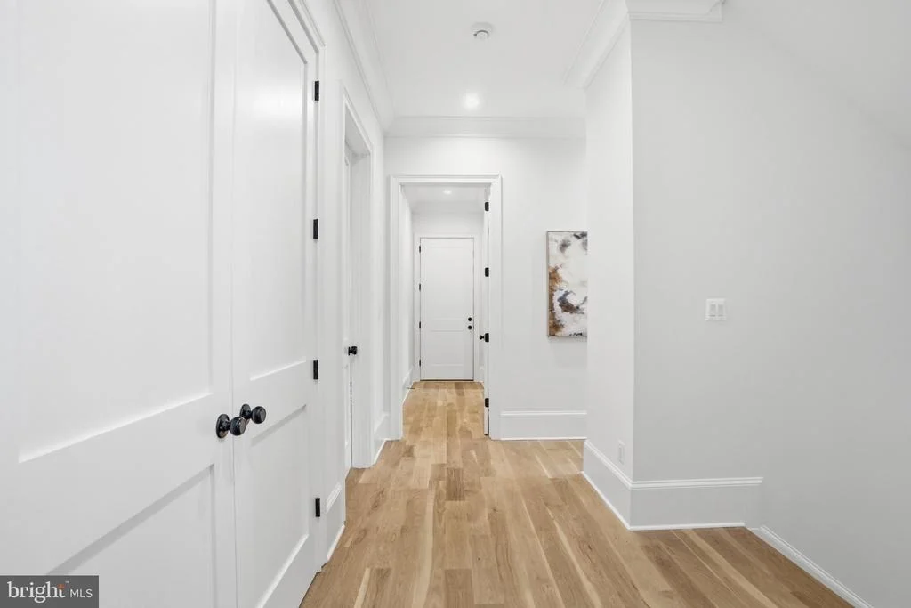 Photo of 1142 CAMERON ROAD