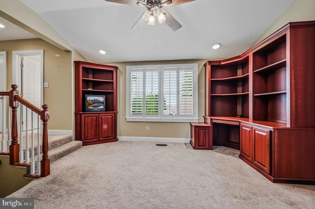 Photo of 264 REGENT CIRCLE