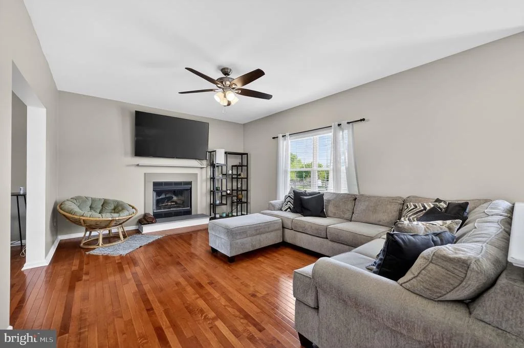 Photo of 112 OLIVINE CIRCLE
