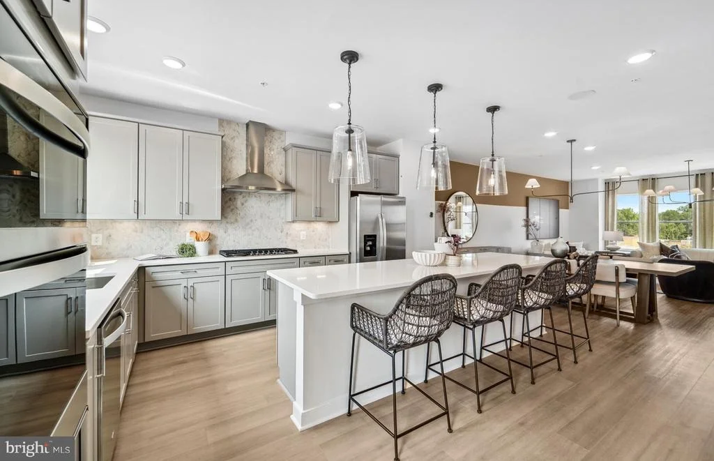 Photo of 730 SHELLBARK LANE