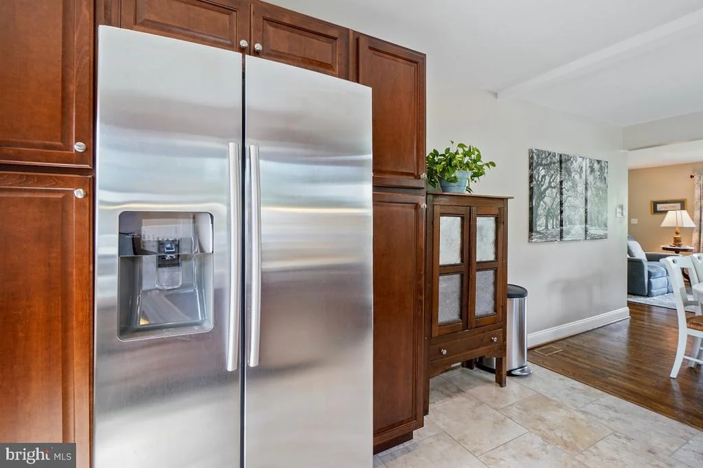 Photo of 401 ROYALTON ROAD