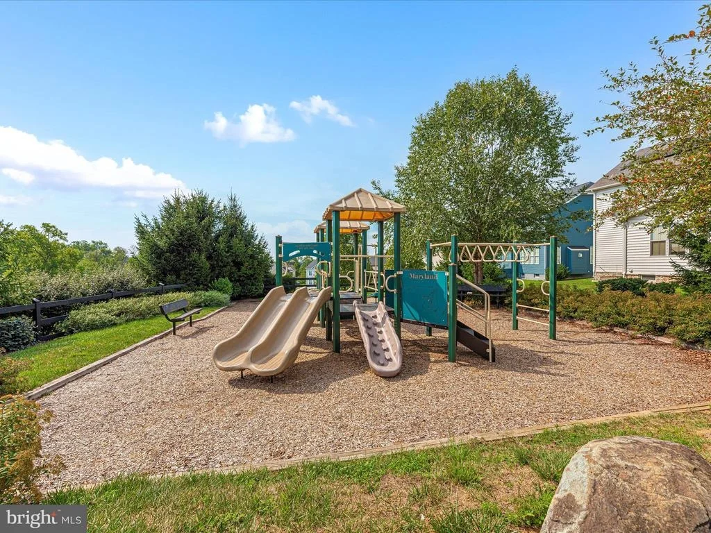 Photo of 724 POTOMAC VIEW PARKWAY