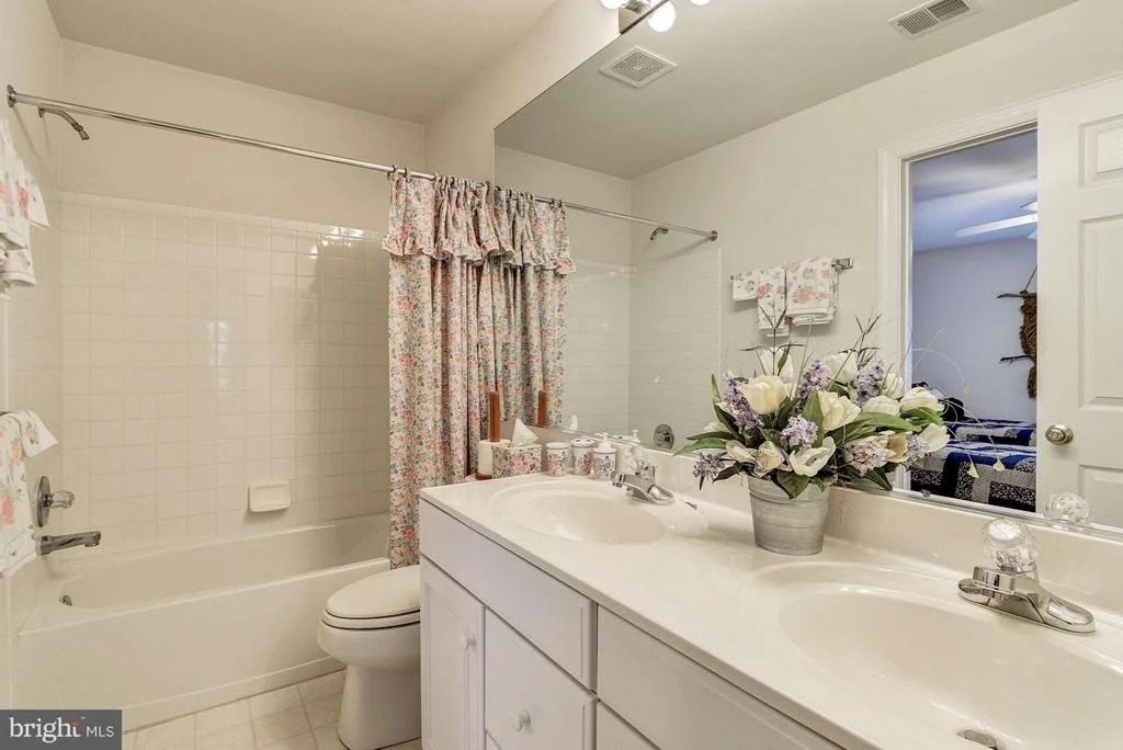 Photo of 14306 ROYAL FOREST LANE