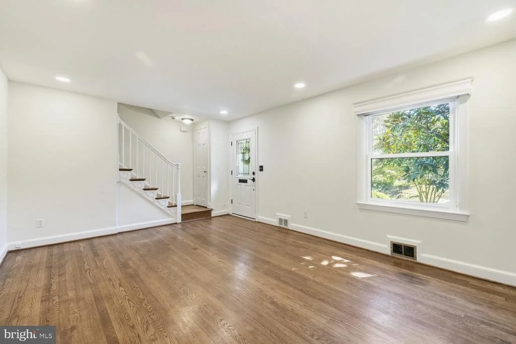 Photo of 415 SCHUYLER ROAD