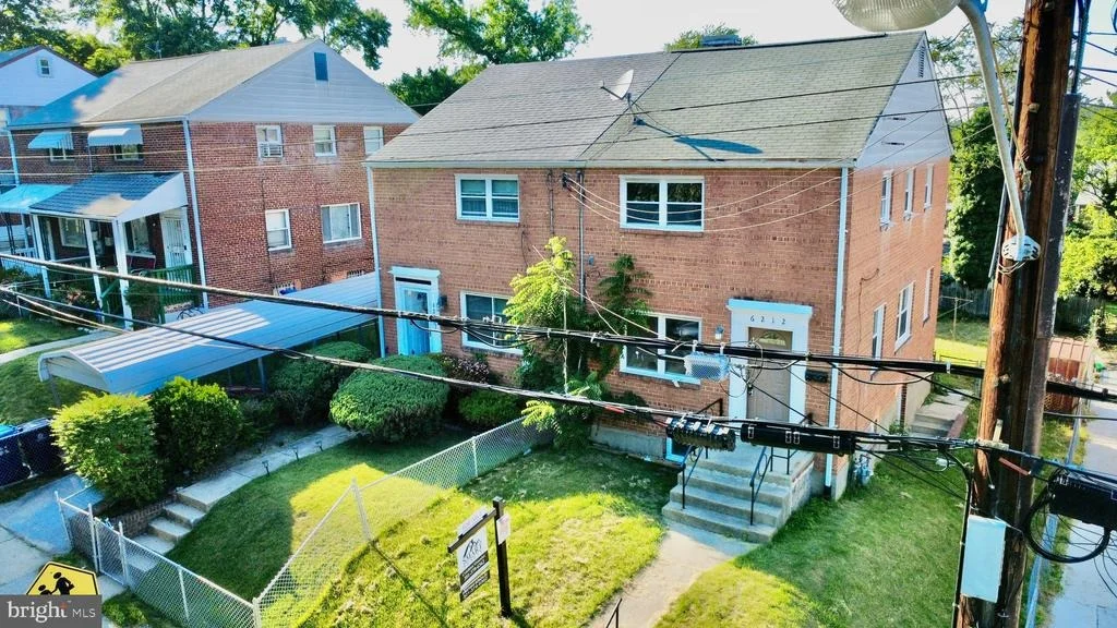 Photo of 6212 CARTERS LANE