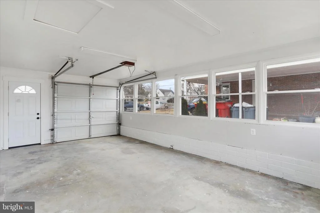 Photo of 27 HARVARD ROAD