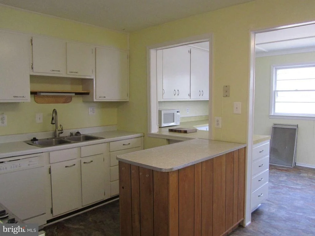 Photo of 10816 SCOTT DRIVE