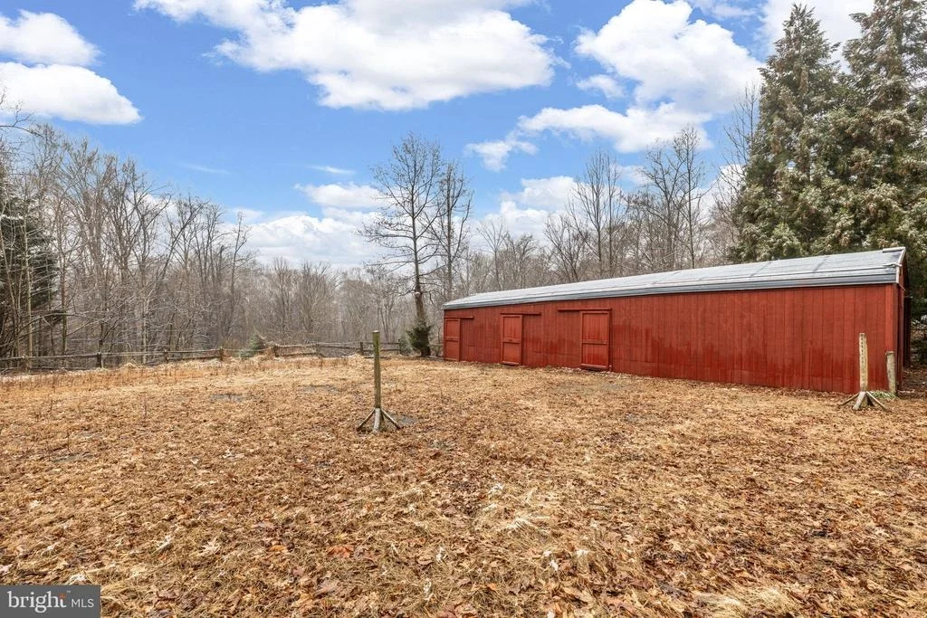 Photo of 8701 SINCLAIR MILL ROAD