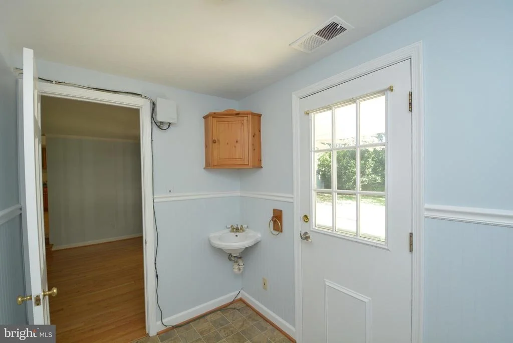 Photo of 8709 HIGHGATE ROAD