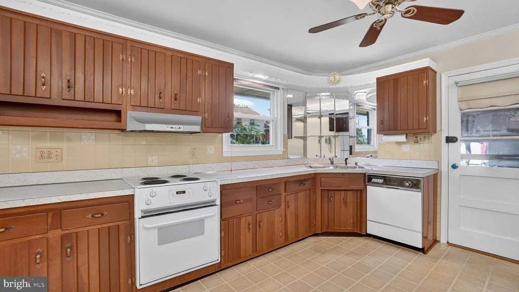Photo of 3131 CASTLELEIGH ROAD