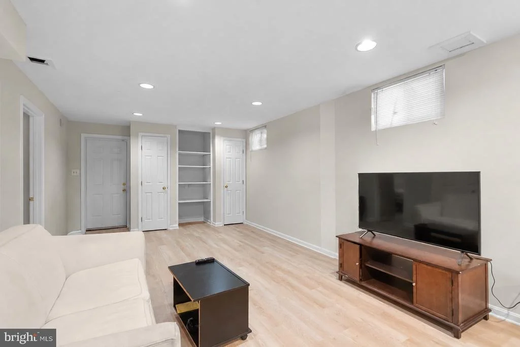Photo of 4220 CHERRY VALLEY DRIVE