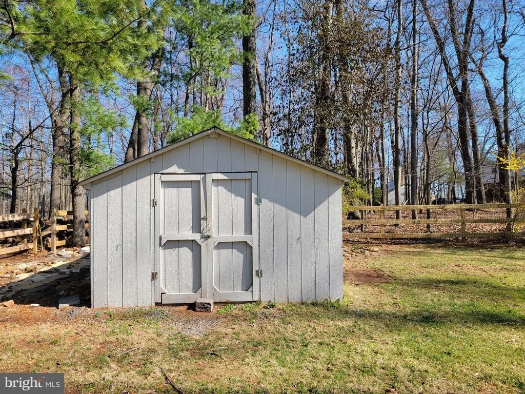 Photo of 18909 MUNCASTER ROAD