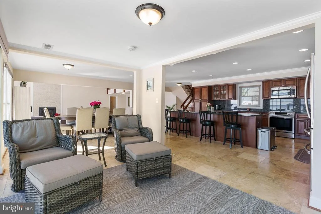 Photo of 909 BAY CIRCLE