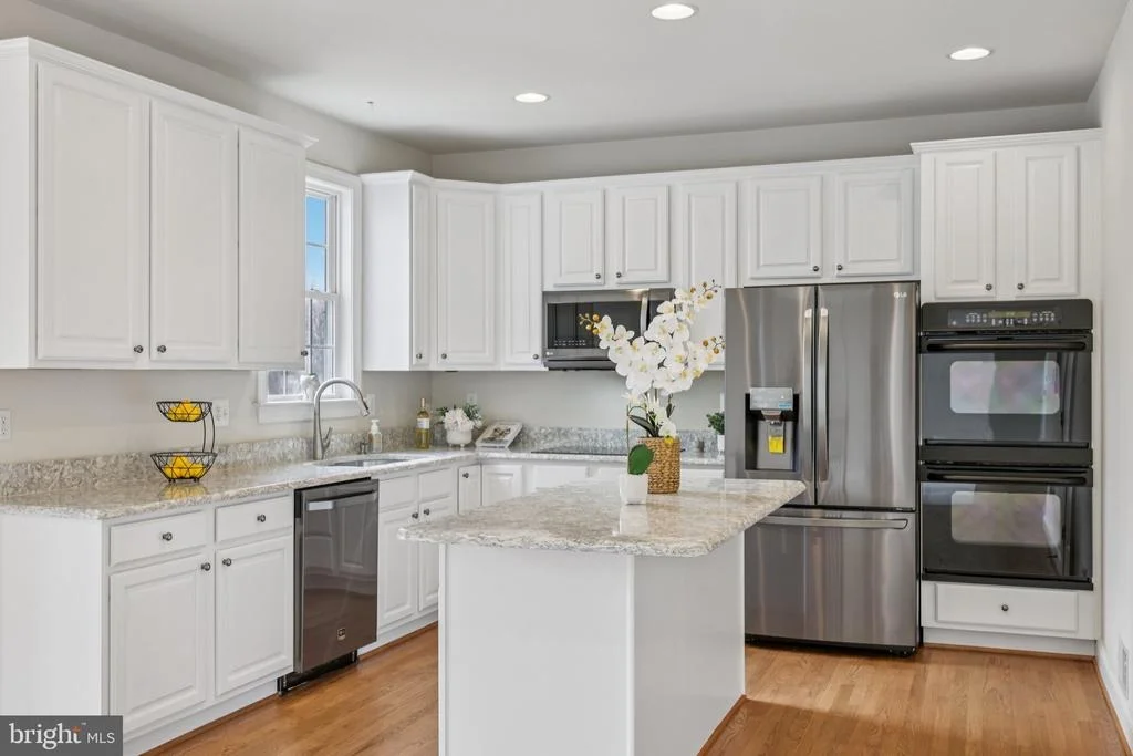 Photo of 1702 FIELDBROOK LANE
