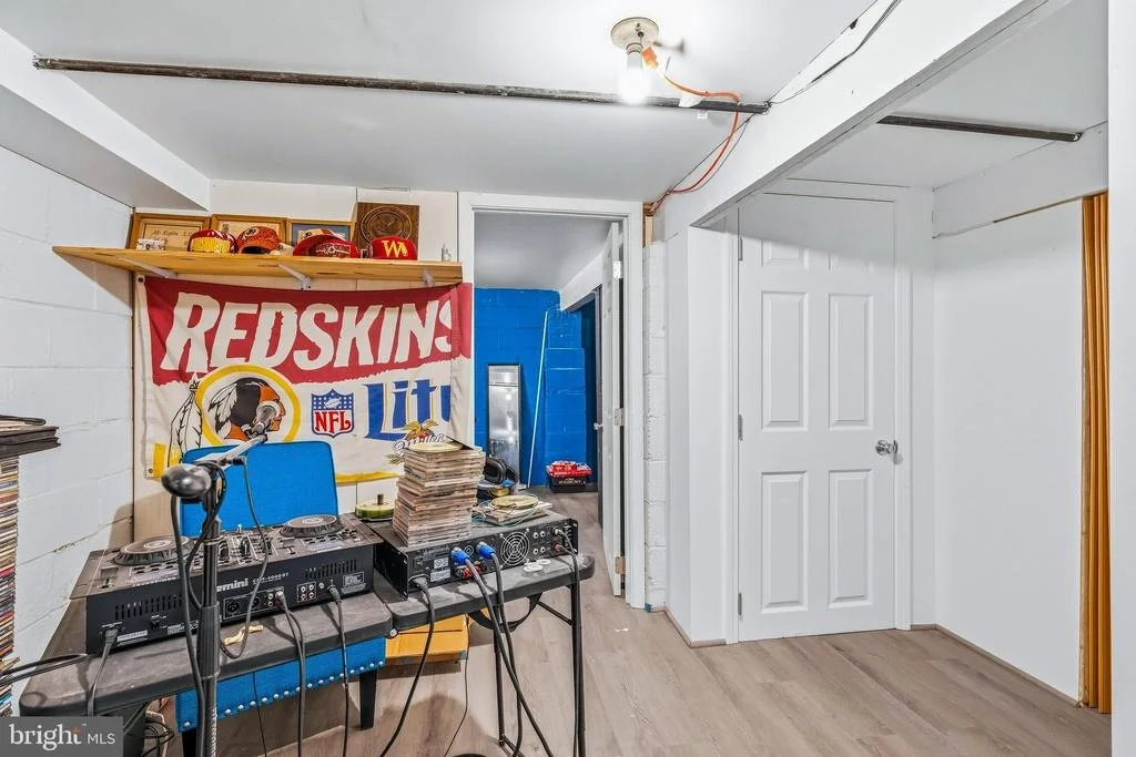 Photo of 1044 BEECHWOOD DRIVE