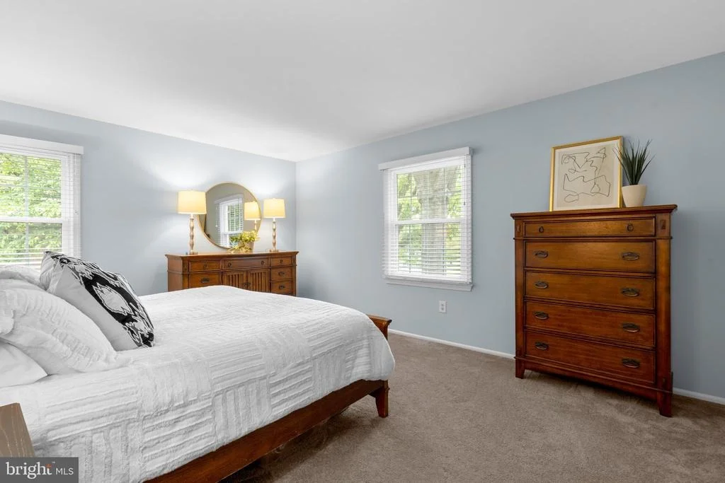 Photo of 17621 PRINCE EDWARD DRIVE