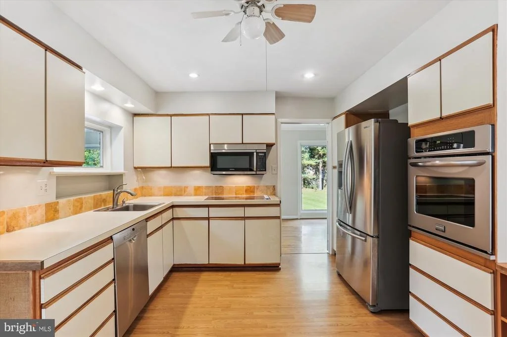 Photo of 816 OLIVE DRIVE