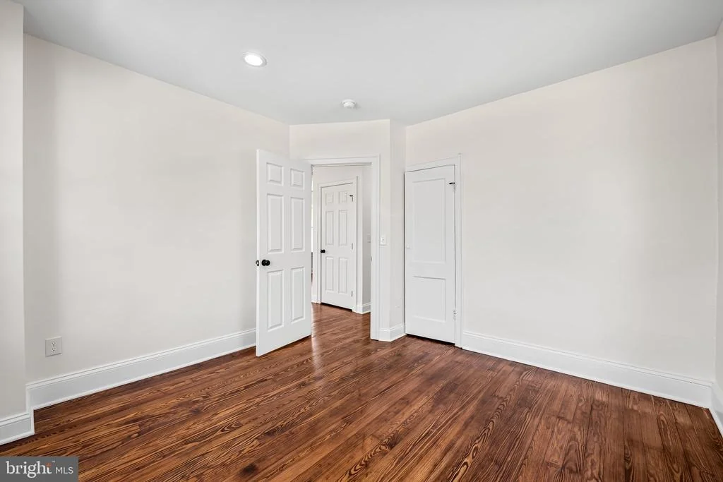 Photo of 112 LINHIGH AVENUE