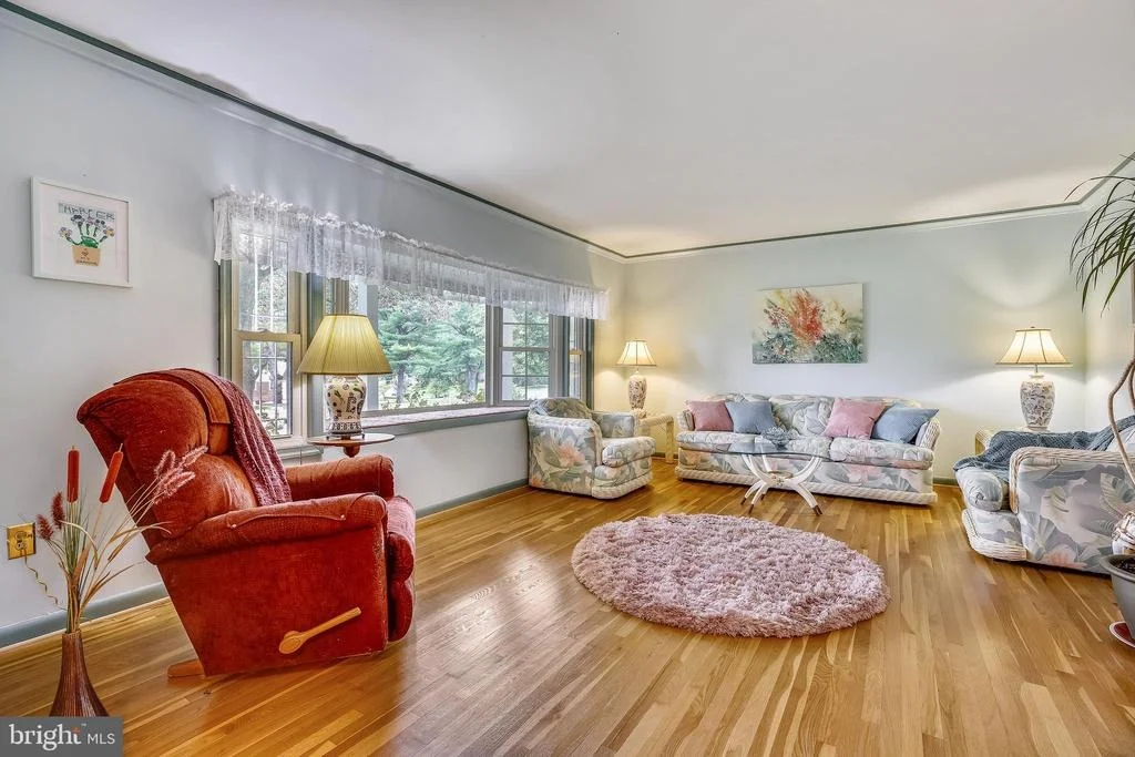 Photo of 15225 CENTERGATE DRIVE