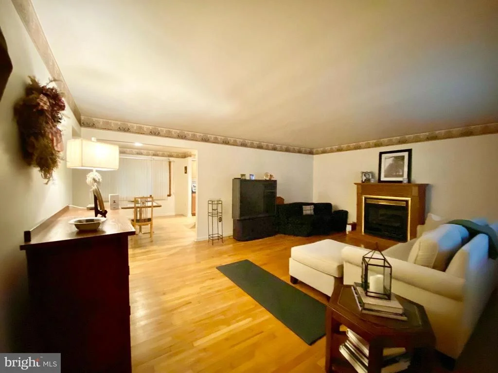 Photo of 418 MIDSTREAMS ROAD